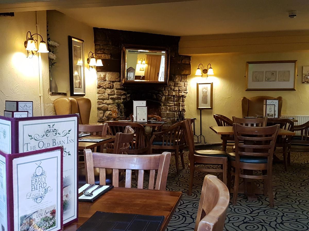 The Old Barn Inn Newport  Buitenkant foto